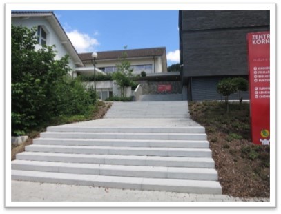 Treppe ohne Handlauf